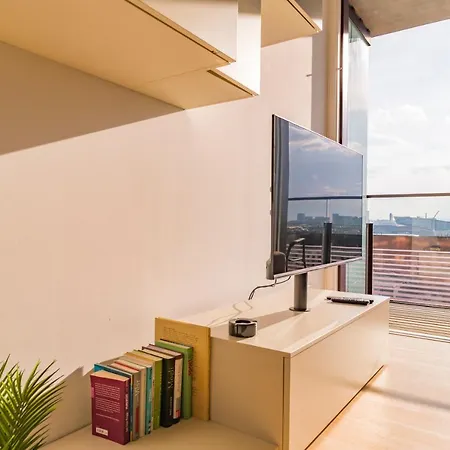 Triiiple Tower Dream With Rooftop-summer-pool Apartment Wien