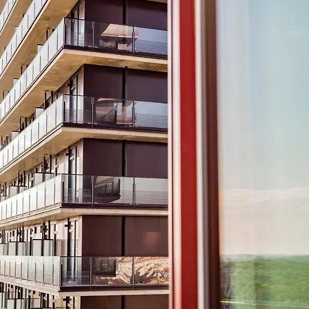 Triiiple Tower Dream With Rooftop-summer-pool *