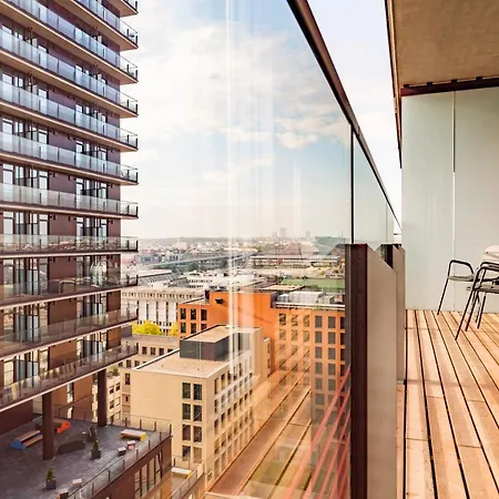 Triiiple Tower Dream With Rooftop-summer-pool Apartment Wien
