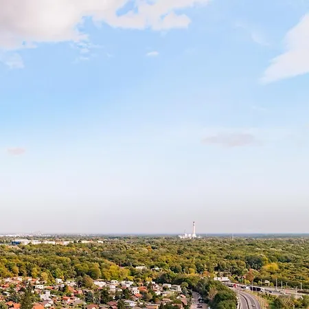 Triiiple Tower Dream With Rooftop-summer-pool Apartment