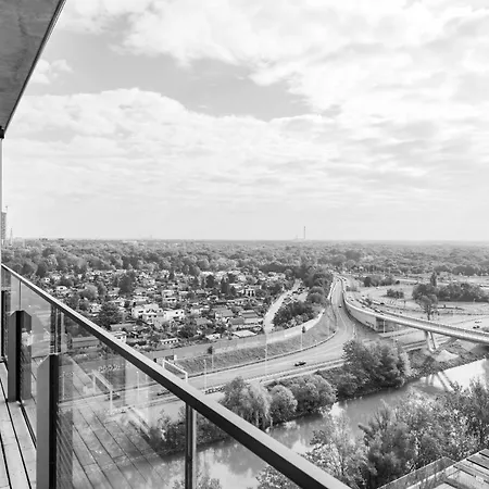 Triiiple Tower Dream With Rooftop-summer-pool Vienne