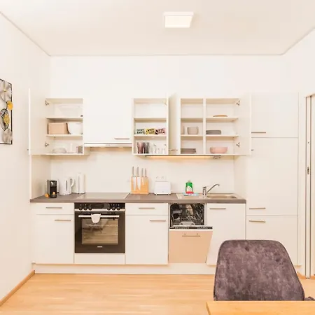 Triiiple Tower Dream With Rooftop-summer-pool Apartment *