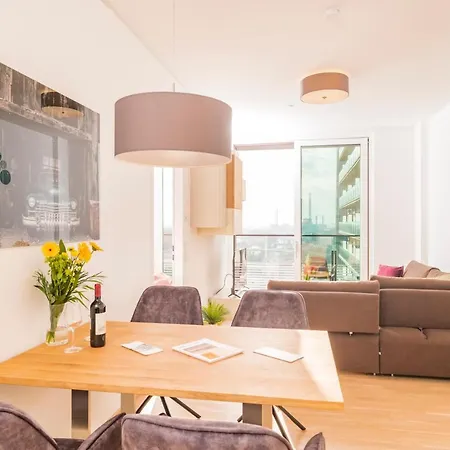 Apartment Triiiple Tower Dream With Rooftop-summer-pool Wien