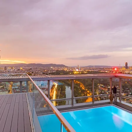 Triiiple Tower Dream With Rooftop-summer-pool Apartment *