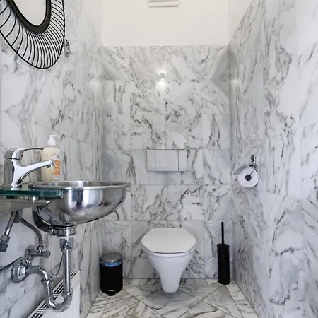Floor With Free Parking&ac Appartement