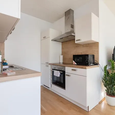 Apartment Helles, Neues Dg Mit Blick Zum Donauturm Vienna