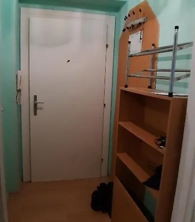Single * Vienna