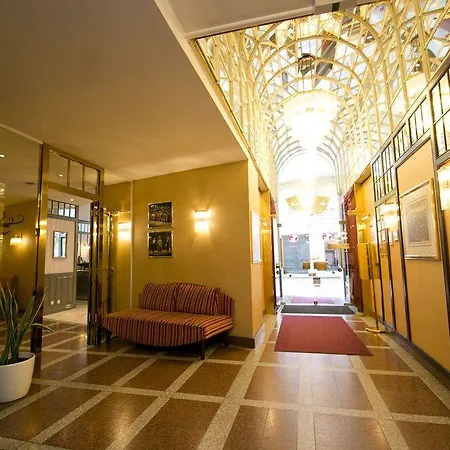 Hotel Theaterhotel &