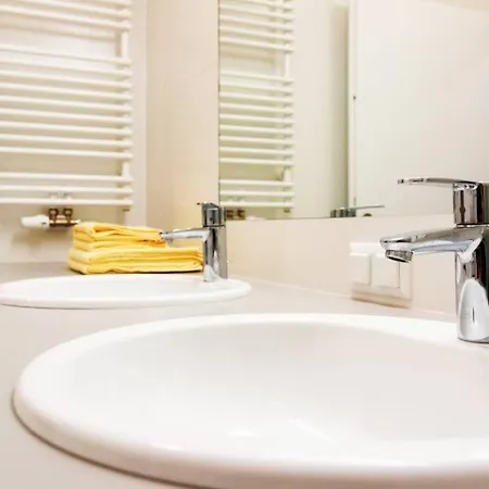 New, Quiet Flat Next To U1, Vic, Shopping Mall,... Vienna