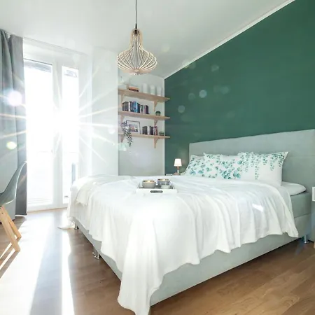 New Luxury Overlooking Vienna