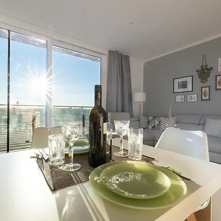 New Luxury Overlooking Vienna