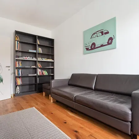 New, Stylish, Bright, Cozy And Central In Quiet Area *