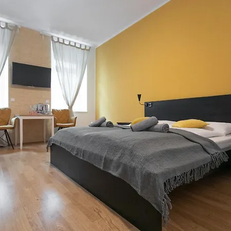 Apartment, Modern Und Neu Renoviert Vienna