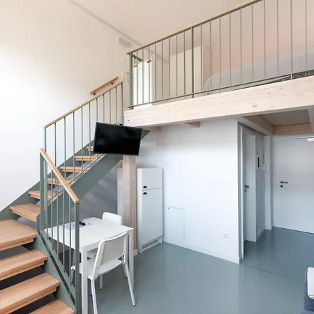 Vorgarten - Central, New And Stylish For Your Comfortable In Appartamento Vienna