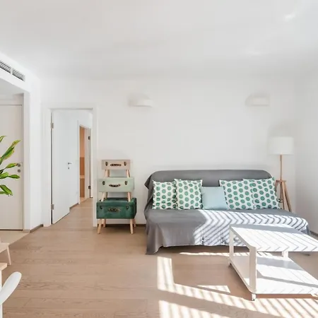 Apartment Immersed Into Vienna's Life And Yet A Retreat, Minimum 30 Nights Vienna