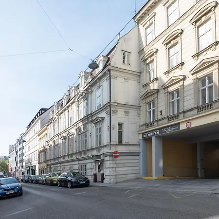 Apartment Immersed Into Vienna's Life And Yet A Retreat, Minimum 30 Nights
