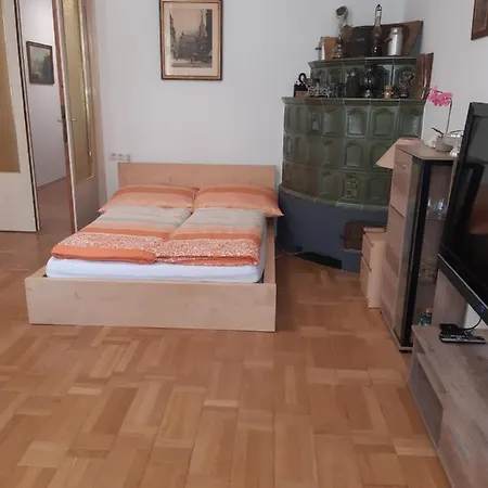 Schloessel 26/16 * Vienna