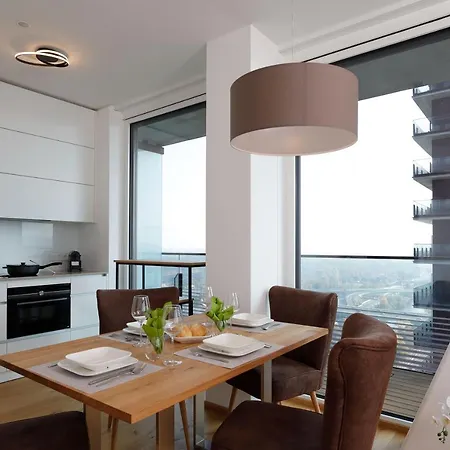 Triiiple Level 21 Mit Balkon Und Tiefgarage *