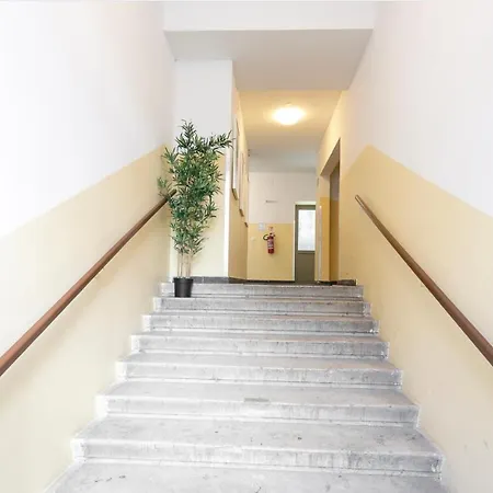 Apartment Stadt Naehe L Lf18