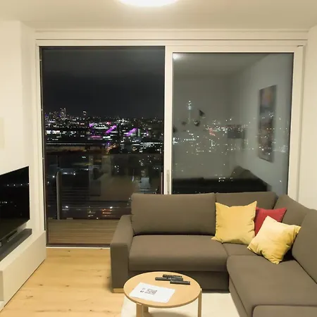 Triiiple Level 21 Mit Balkon Und Tiefgarage