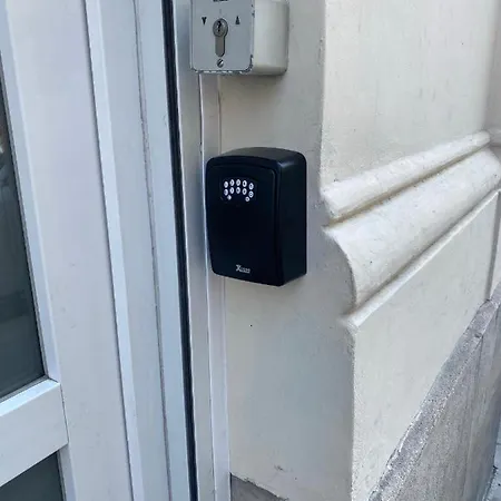 Dana's Beim Augarten Apartament Wiedeń