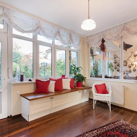 Renoviertes Mit Garten In Ruhelage Vienna