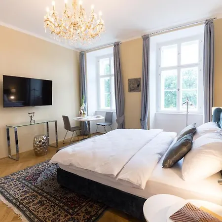 Parkview Boutique Apartments