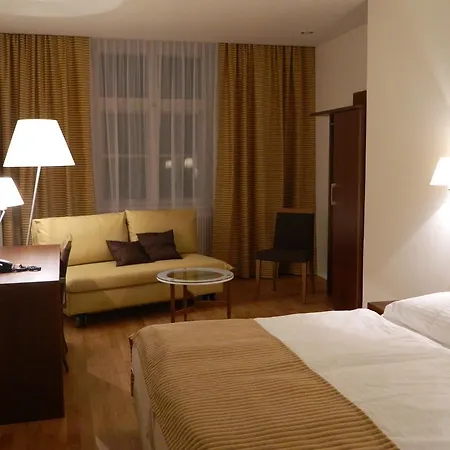 Benediktushaus Im Schottenstift Gasthof 3*