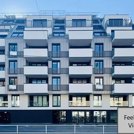 Apartment FeelHome Vienna, Subway U1 Kagran/Donauzentrum Wien