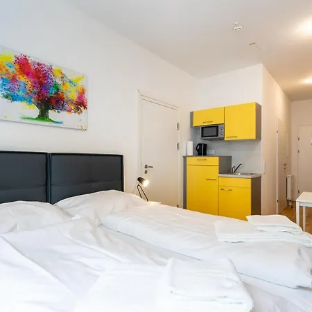 Feelgood Smartliving | Contactless Check-in 3*