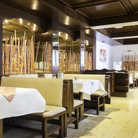 Lenas Hotel