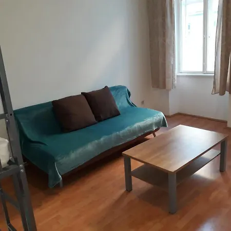 Monteapartments Belvedere 10 Minutes To Downtown Apartment Vienna
