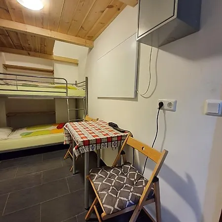 Monteapartments Belvedere 10 Minutes To Downtown Apartment Vienna