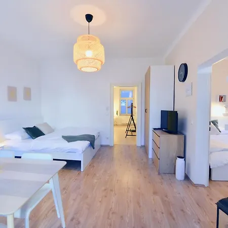 Perfect For Families And Mid-term-stays Apartment *