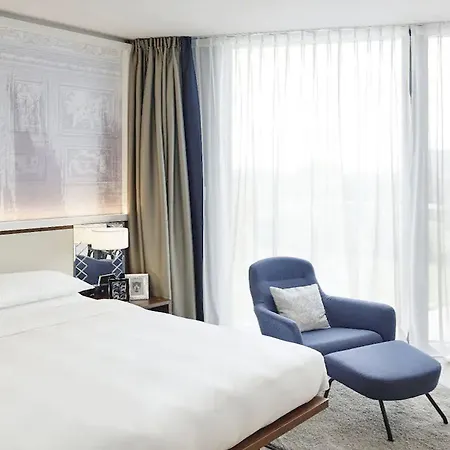Andaz Am Belvedere, By Hyatt Hotel 5*