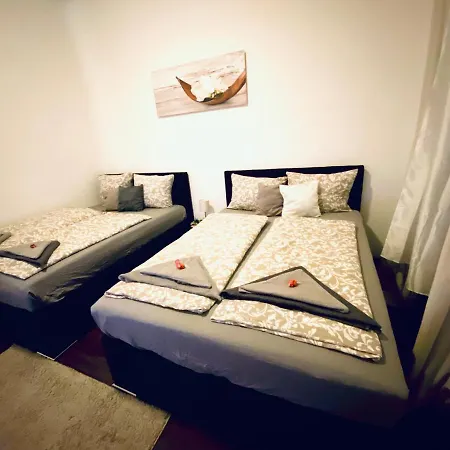 Rover Apartment