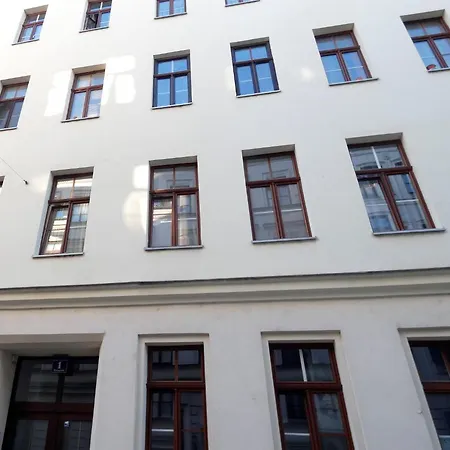 Msq Diana - 10 Min From Center - Free Coffee And Tea - High Speed Internet Apartmán Vídeň