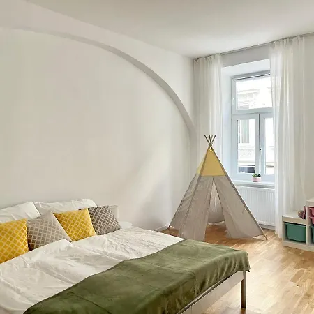 Big Apartment *