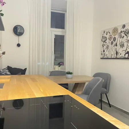 Big Lägenhet *