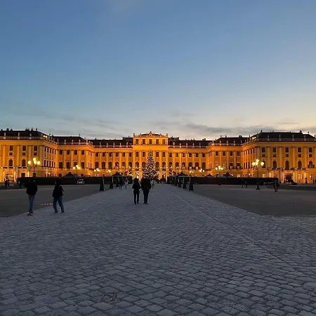Design Apartment: Stylish Near Schönbrunn With Parking & Netflix Apartment *