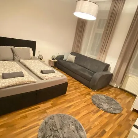 Apartment Paower