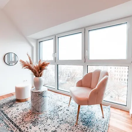 Apartment Triangle Penthouse *