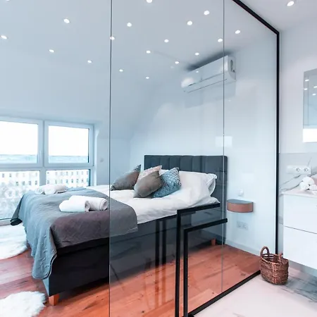 Apartment Triangle Penthouse Vienna