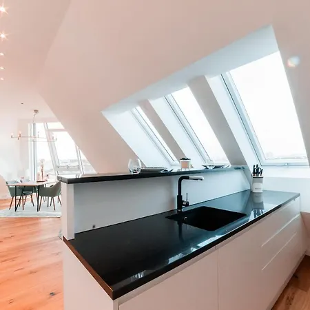 Apartment Triangle Penthouse *