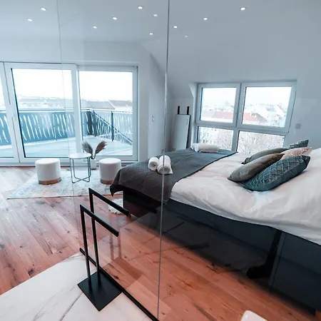 Triangle Penthouse Apartment *