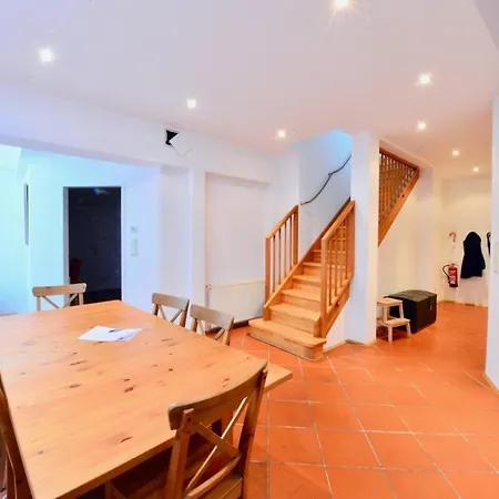 Spacious Flat With Panoramic View Apartment