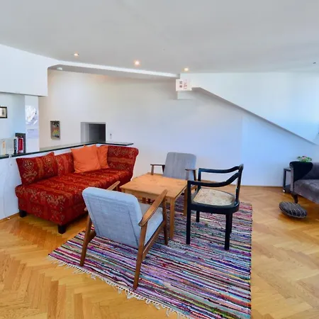 Spacious Flat With Panoramic View Vienna