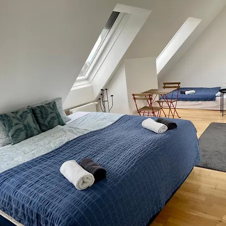 Eca Rooftop Live - Private & Serviced Homestay szállás