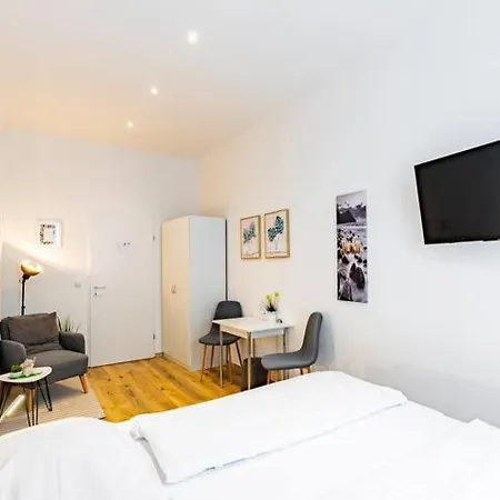 Budget West With Shared Kitchen * Vienna