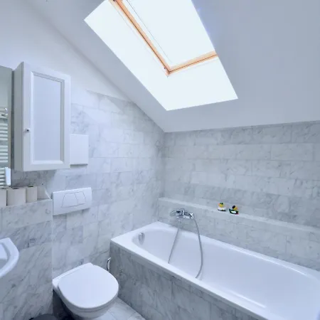 Spacious Flat With Panoramic View